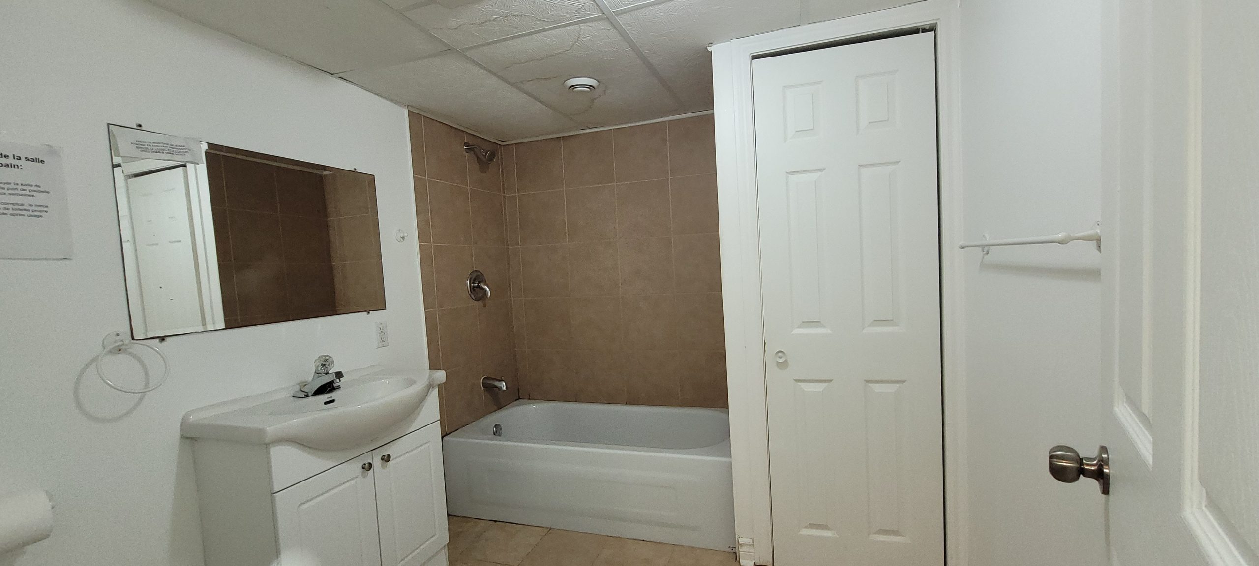 Bathroom Renovation, Ottawa, Wellington Village, Fairmont Avenue