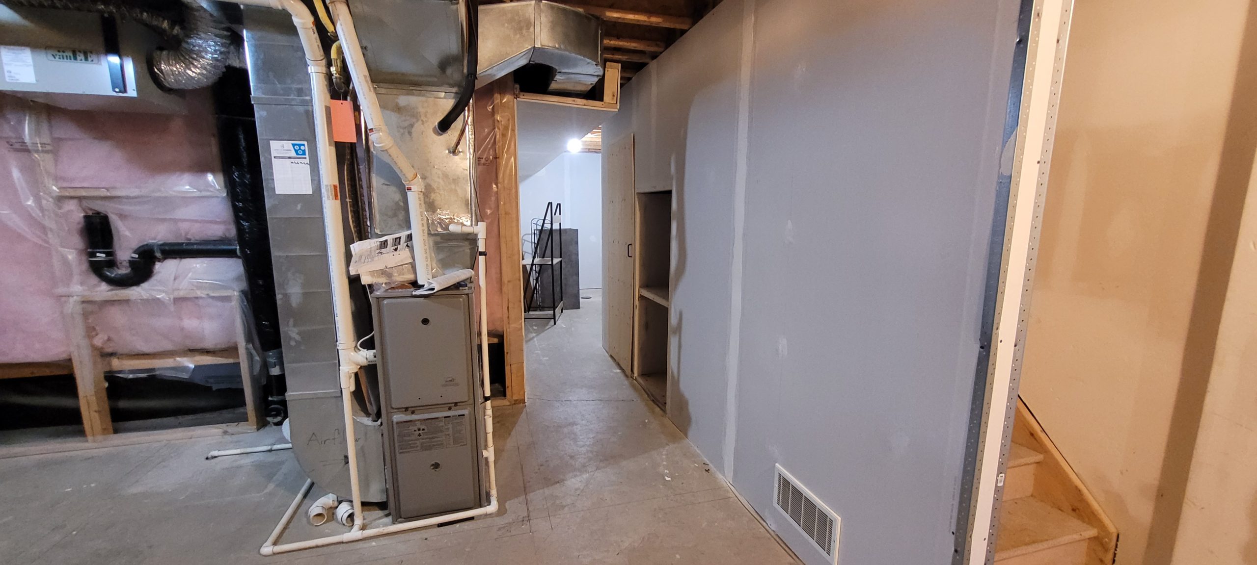 Basement Finishing, Ottawa, The Glebe, Queen Elizabeth Driveway